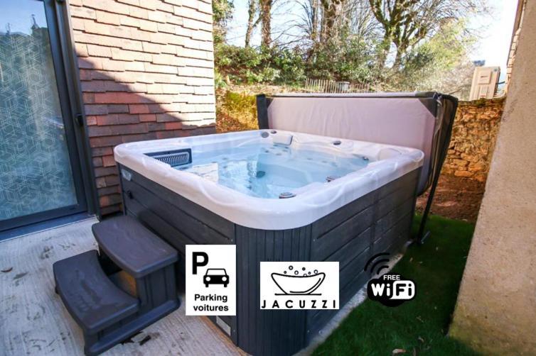 Bella&Vita, Jacuzzi Partagé&Parking avec Borne de Recharge Voiture Electrique Sarlat Exterior foto